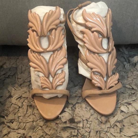 SOLD!! - Picture 2 of 6